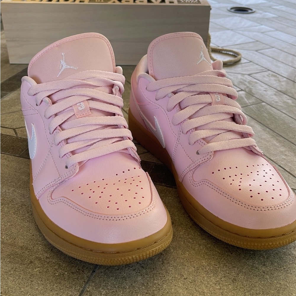 Jordan 1 Low
